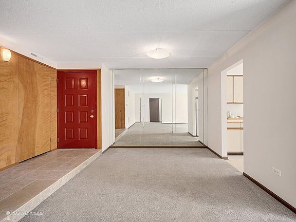 4th image of 6820 Joliet Rd APT 5