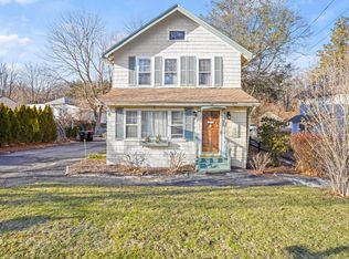 25 Whitney Ave, Trumbull, CT 06611