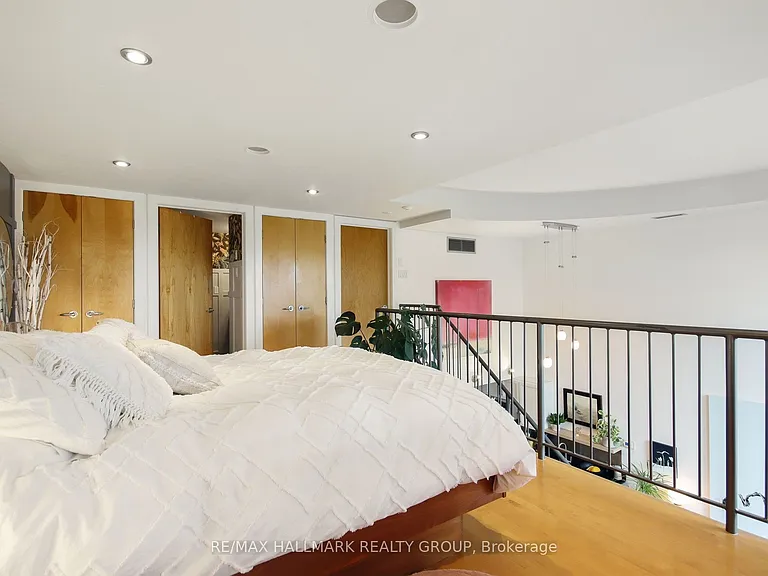 29 Main St #203 — Photo 20