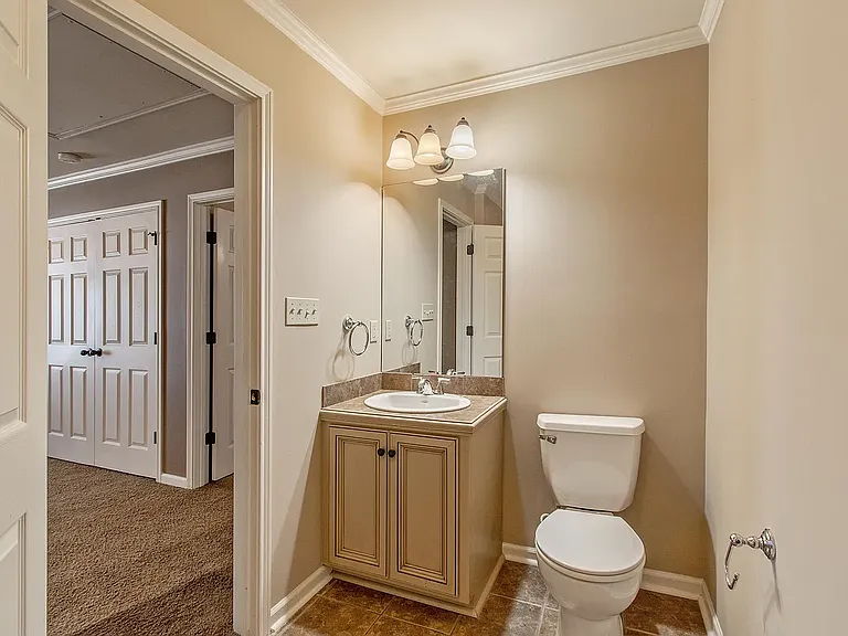 120 Deraney Ln — Photo 17