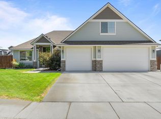 5505 Fayette Ln, Pasco, WA 99301