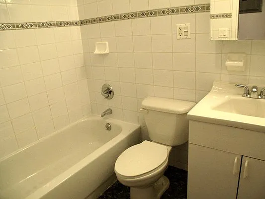 Rented by Roseann Lettieri Realty | media 11