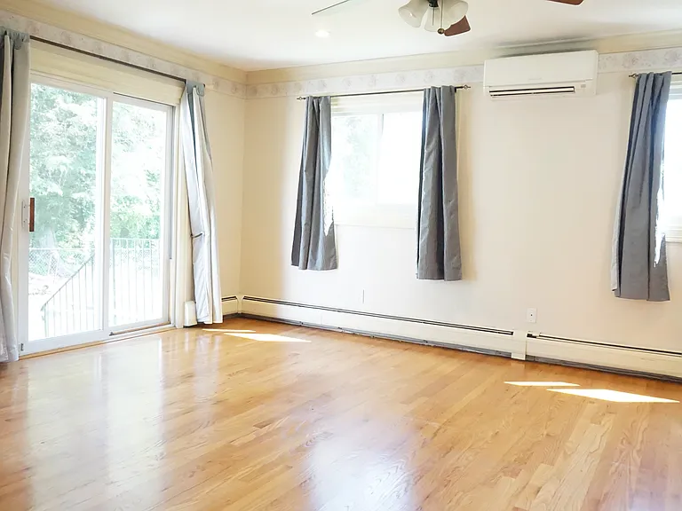 4328 Madison Ave — Photo 4