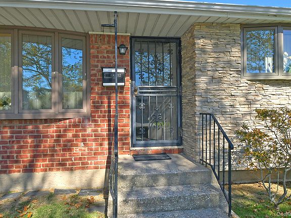 4th image of 12 Marie Crescent