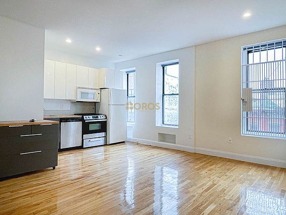 3rd image of 273 E 3rd St APT 7W