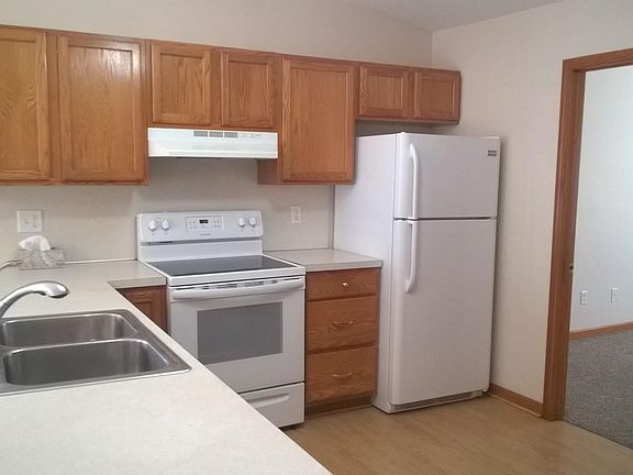 4th image of 13047 James St