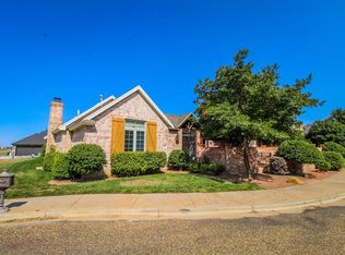 304 N 10th St, Wolfforth, TX 79382