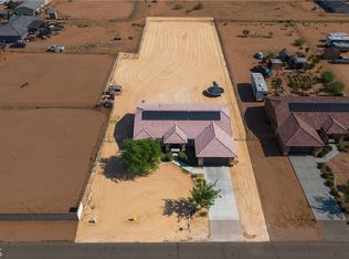 22536 Pahute Rd, Apple Valley, CA 92308