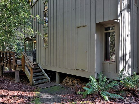 3rd image of 731 E Promontory Road