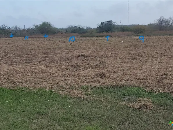 1603-1607 W Cleveland Ave, Seadrift, TX 77983