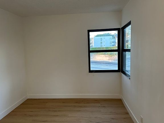 5th image of 5919 Carlos Ave APT 6