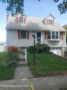 129 Home Pl, Staten Island, NY, 10314