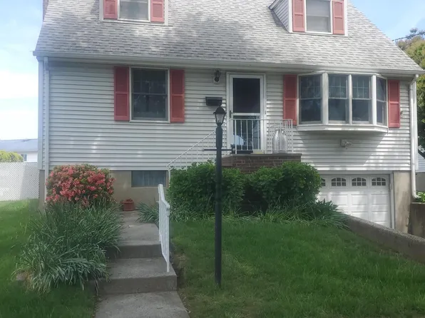 129 Home Pl, Staten Island, NY 10314