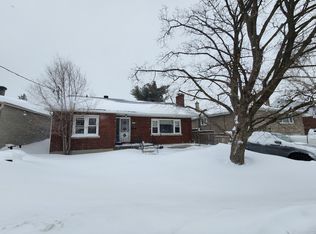 1235 Portland Ave #1018362, Ottawa, ON K1V6G1