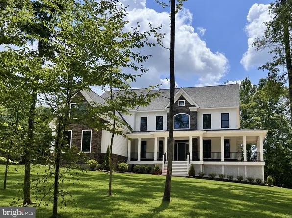 5906 Copper Mill Dr, Fredericksburg, VA 22407