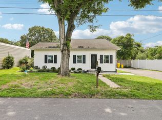335 Beach Ave, Pasadena, MD 21122