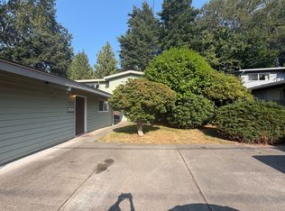 9542 8th Ave NW, Seattle, WA 98117