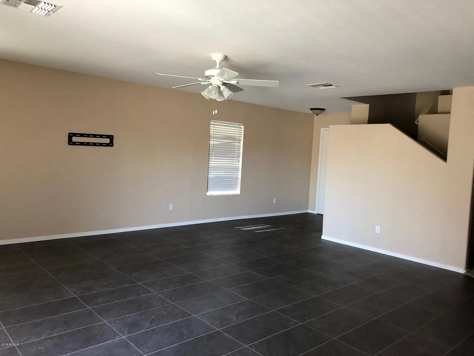 4 bed, 3.0 bath, 2267 sqft, $2,495 — Photo 2