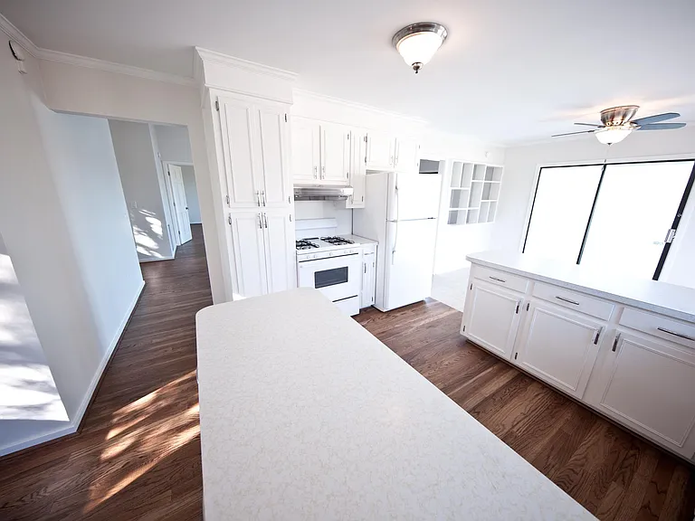 2022 Wappoo Hall Rd #2B — Photo 7