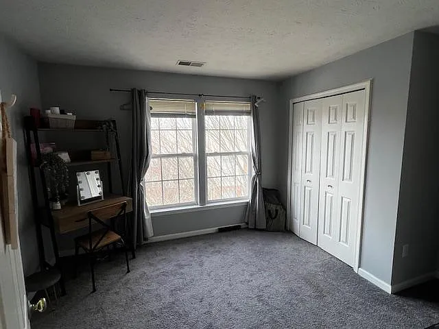 3033 Hunting Ridge Dr — Photo 5