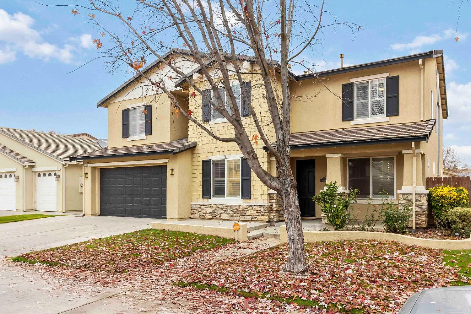 2517 Guadalajara Dr photo 1