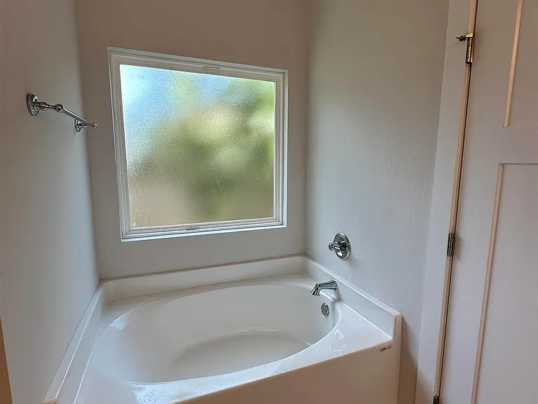 4466 Jude Way — Photo 14