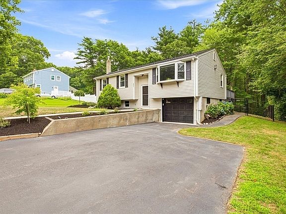 2nd image of 252 Gorwin Dr