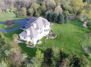 75880 Burgundy Pl, Lawton, MI 49065