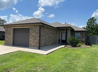 42176 N City Park Dr, Sorrento, LA 70778