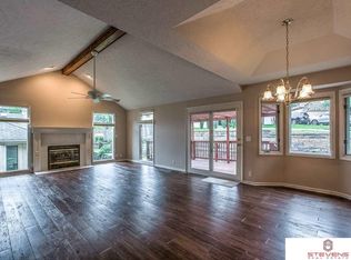 12657 Krug Cir, Omaha, NE 68144