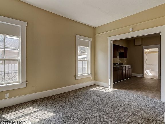 5th image of 2929 SPENCER Street