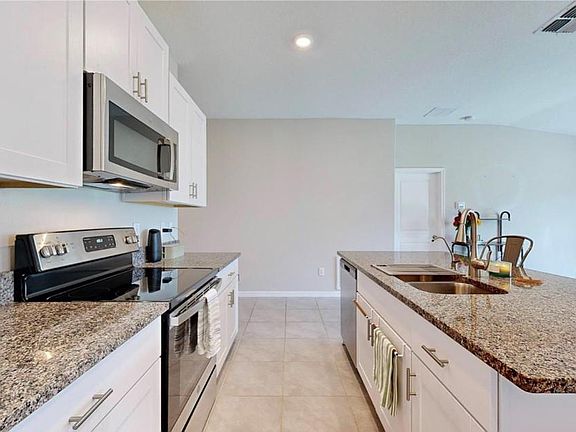 5th image of 7104 Fern Garden Ct