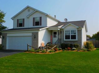 408 Brook Linsee Ln, Poplar Grove, IL 61065