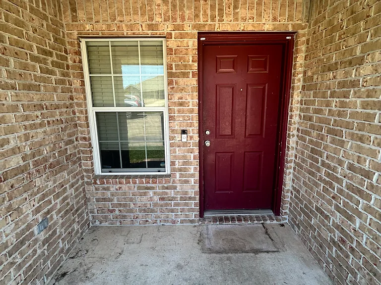 3537 Paloma Ridge Dr — Photo 1