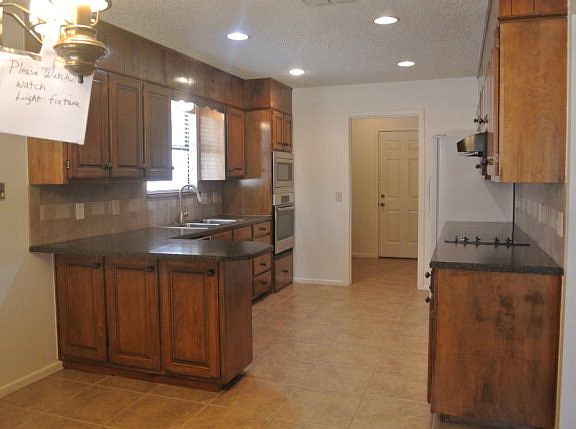 3rd image of 6508 Opal Dr