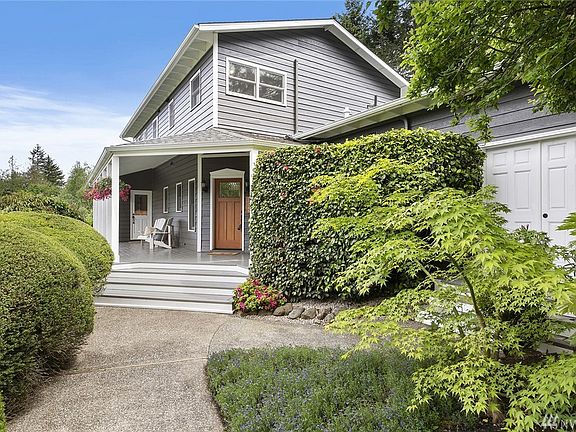 4th image of 11746 Penny Pl NE