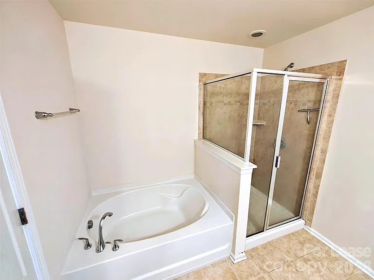 8230 Viewpoint Ln — Photo 9