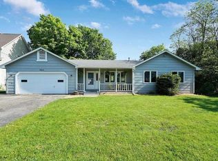 5964 Idlewood Rd, Mound, MN 55364