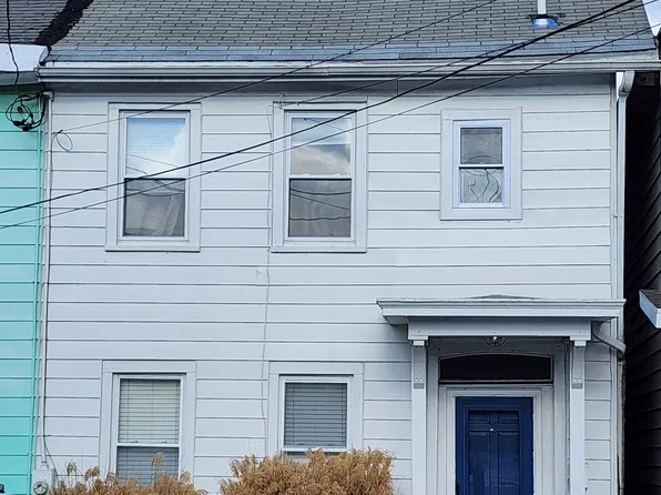442 Carroll St, Hudson, NY 12534