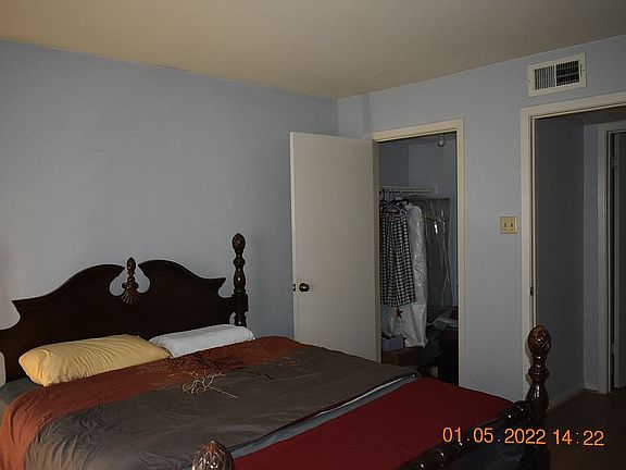 5th image of 8521 Hearth Dr APT 6