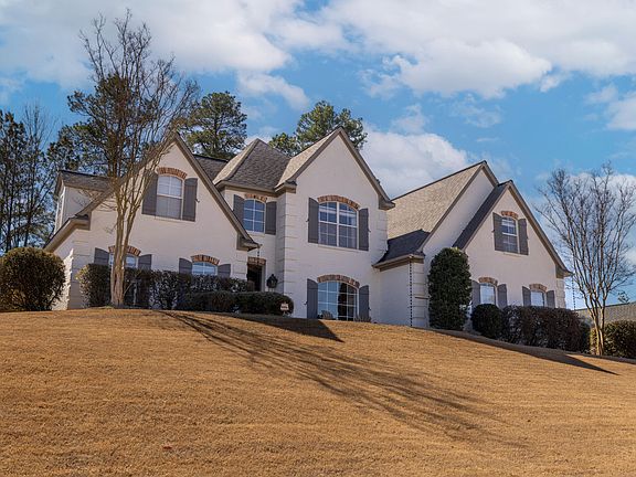 2nd image of 108 Tuxford Rd