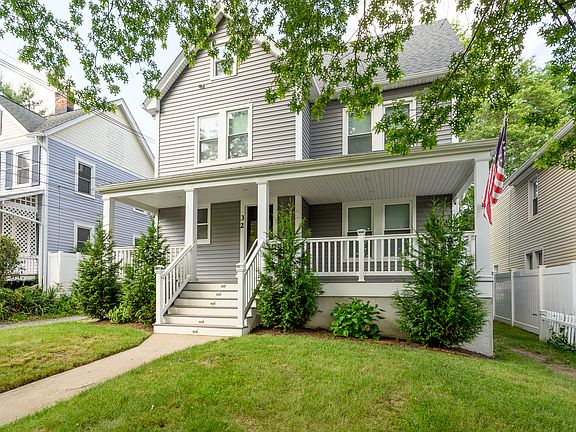 2nd image of 32 Woodland Ave APT 1