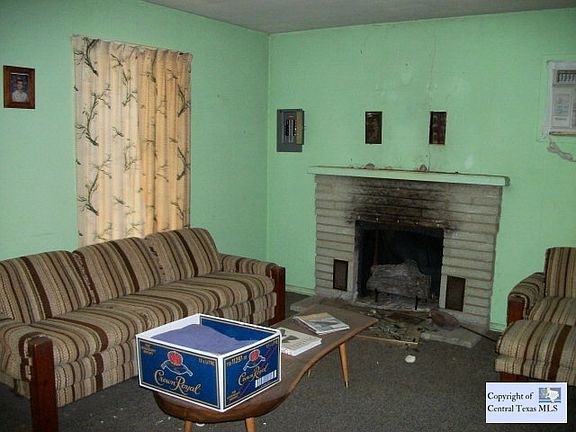 2nd image of 652 Creekside Dr