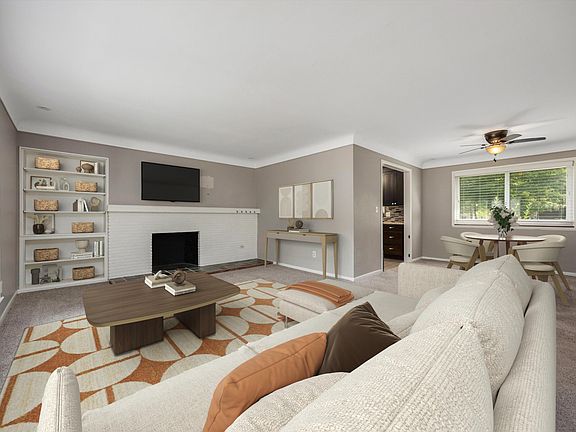 2nd image of 4790 Belzair Dr