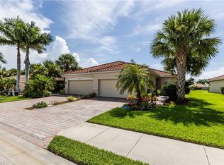 14544 Grapevine Dr, Naples, FL 34114