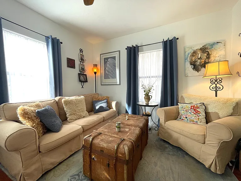 325 S Alarcon St — Photo 3