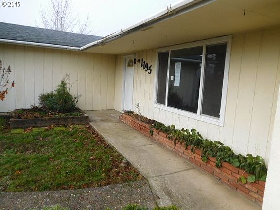 3rd image of 1195 Tierra Lynn Dr