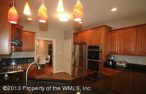 3rd image of 106 Lawnes Cir