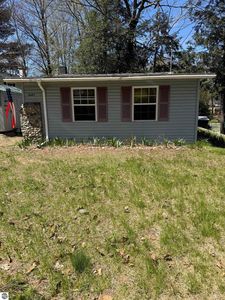 8687 Reiss Dr, Farwell, MI, 48622