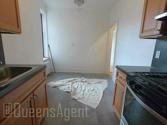2nd image of 45-34 44th St #N3